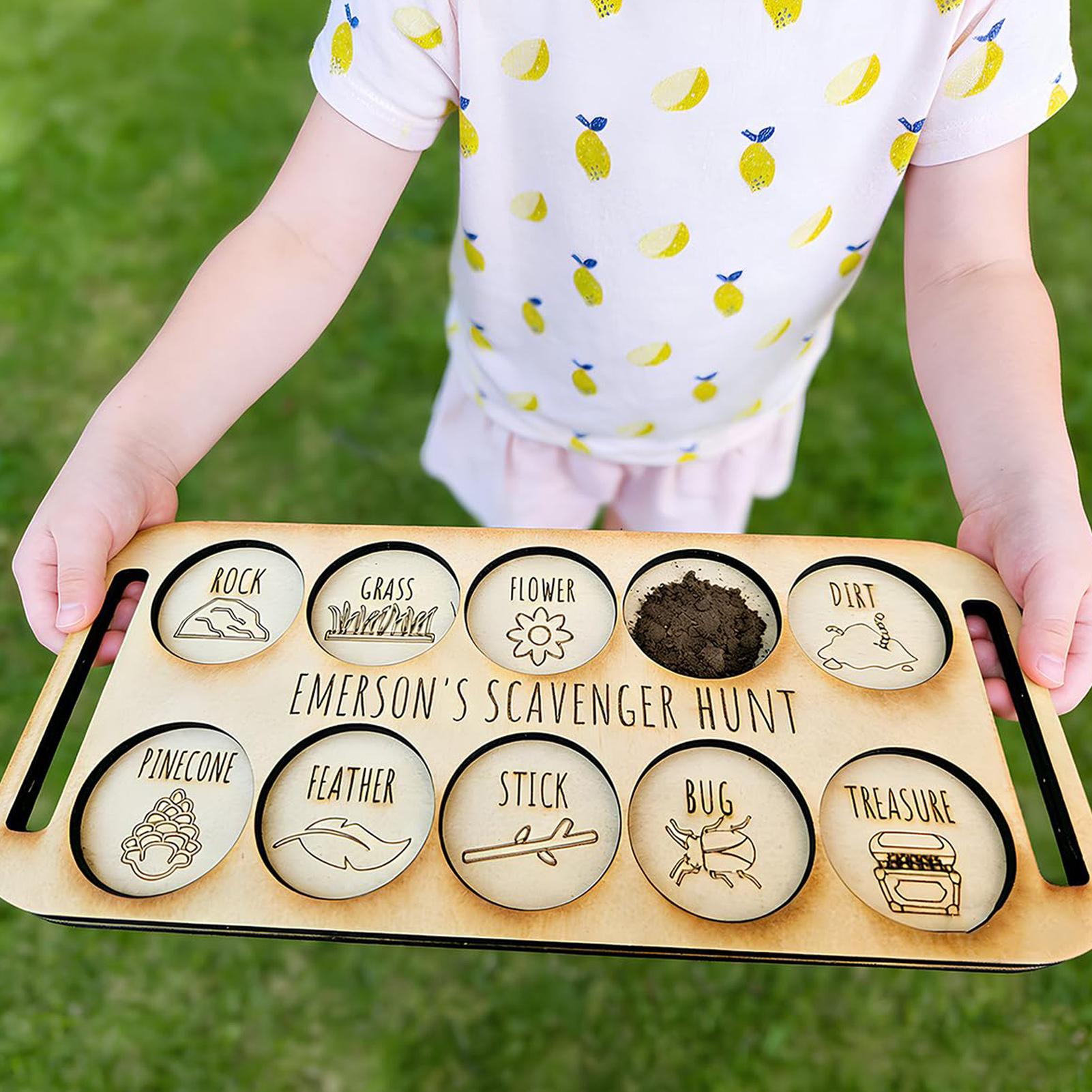 Kids Outdoor Scavenger Hunt - เกมล่าสมบัติสำหรับเด็ก ถาดไม้สำรวจธรรมชาติ กิจกรรมล่าสมบัติกลางแจ้งสำหรับตั้งแคมป์ สนามหลังบ้าน กิจกรรมเสริมทักษะ ทริปเที่ยว